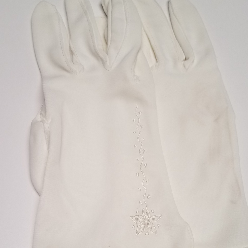 Vintage Ladies Gloves